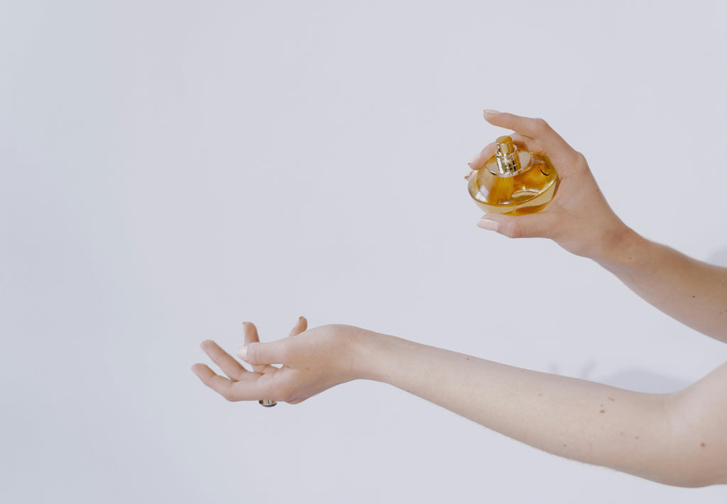 Why We Apply Perfume on Pulse Points: The Key to Lasting Fragrance