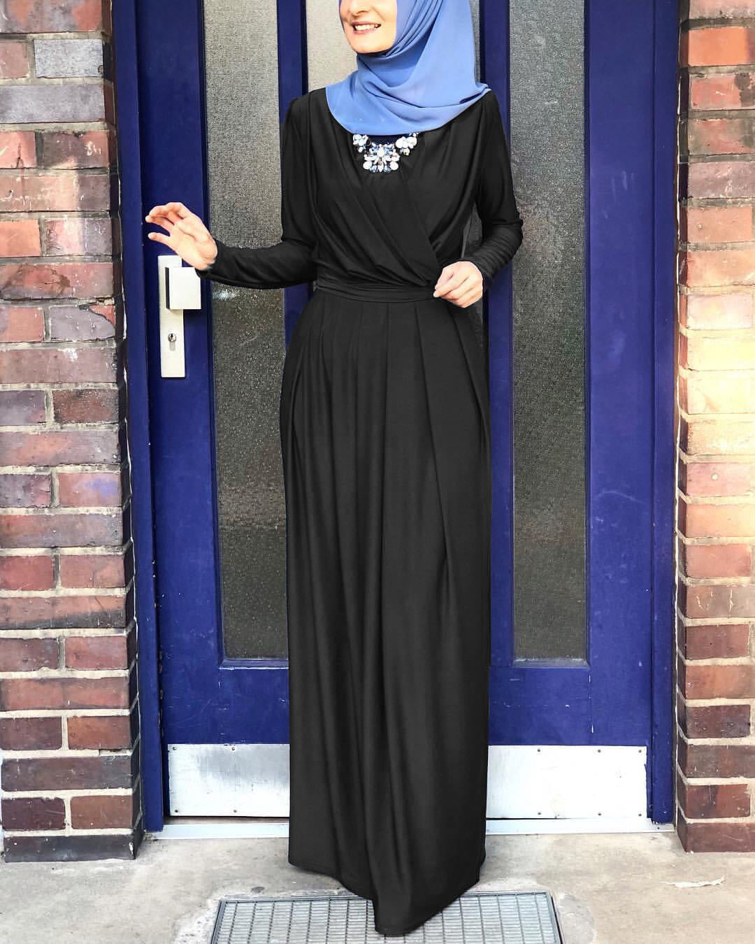 Cross Top Long Abaya